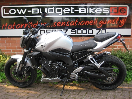 YAMAHA 122_2.jpg